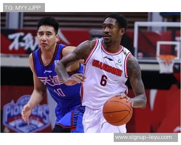 马尚布鲁克斯:从篮球场到生活舞台的多重角色与精彩人生